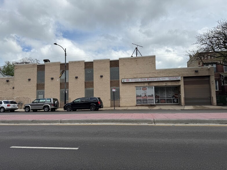 More Photos Of 4949 N Western Ave, Chicago Warehouse For Sale