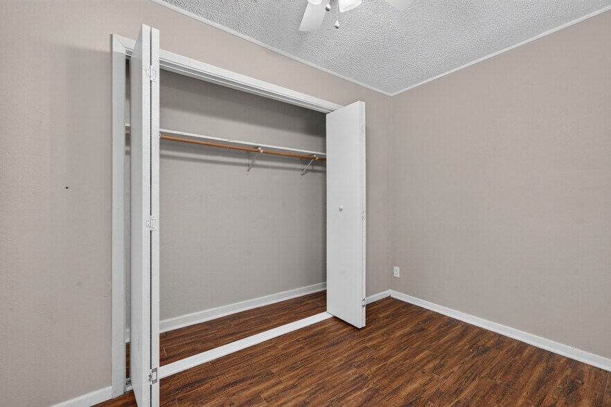 More Photos Of 505 Bub Hayner Rd, Karnack Apartments For Sale