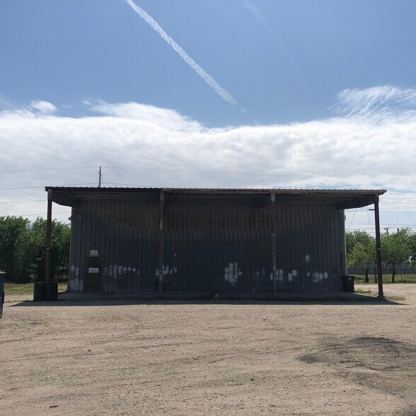 More Photos Of 5568 Ayers St, Corpus Christi Industrial For Sale