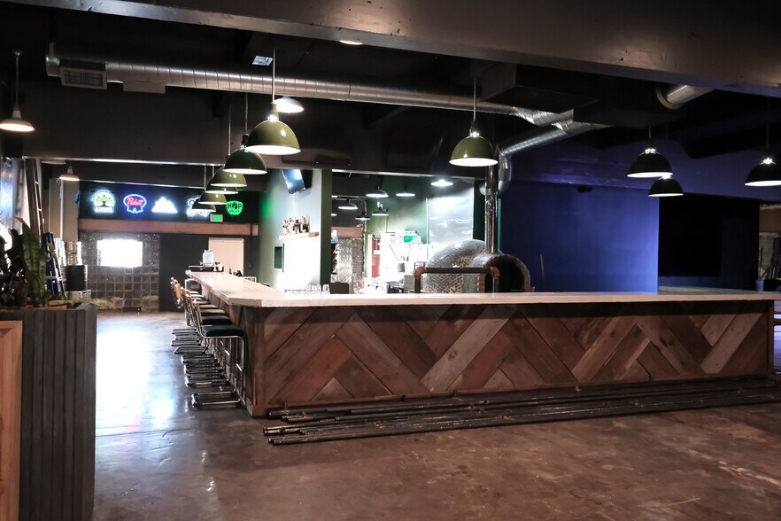 More Photos Of 220 2nd Ave SW, Albany Restaurant For Sale