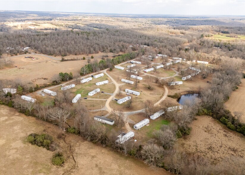More Photos Of 106 Chance Cir, Mount Ida Multifamily For Sale