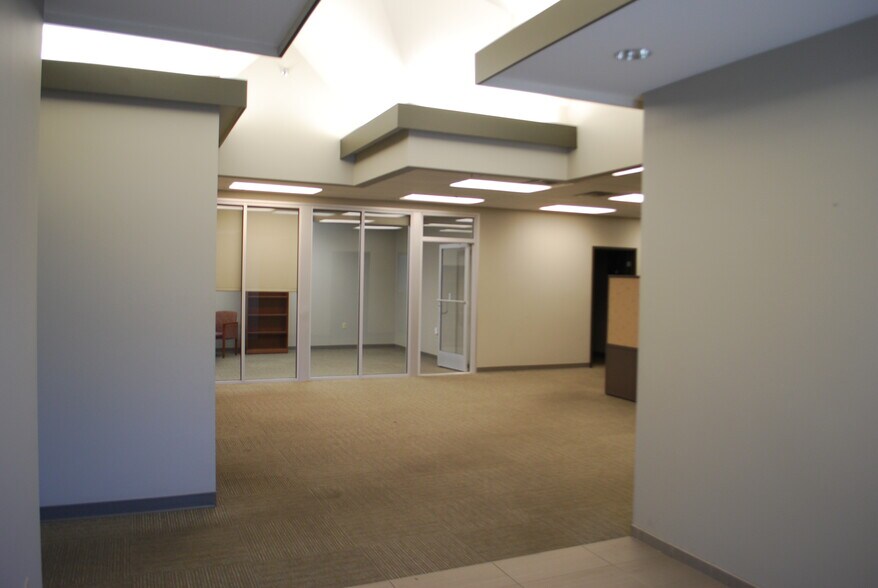 More Photos Of 3900 Weisbrook ln, Knoxville Industrial For Lease