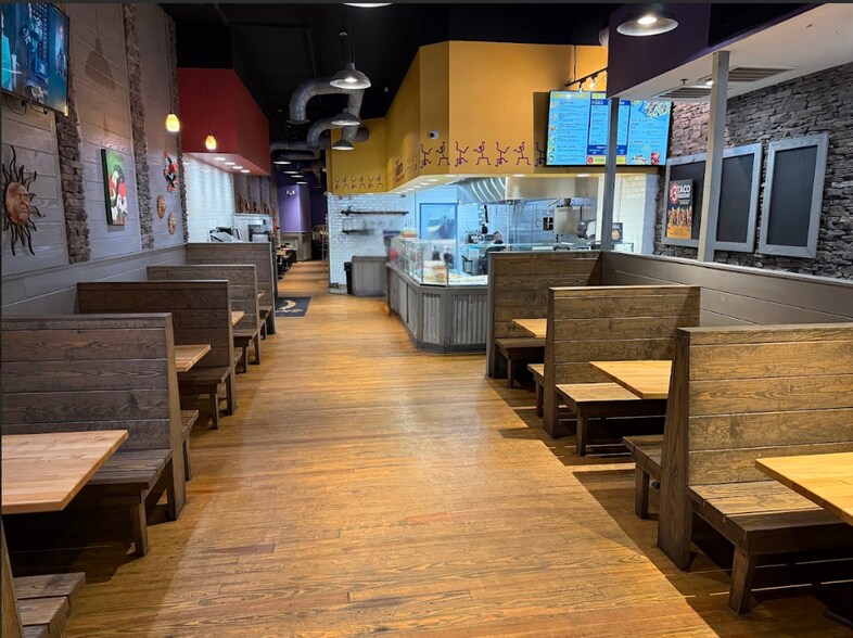 More Photos Of 1012 Broadway, Columbus Storefront Retail Residential For Sale