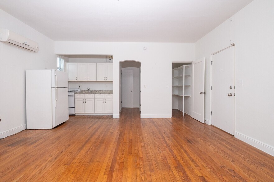 More Photos Of 7936 Harding Ave, Miami Beach Apartments For Sale