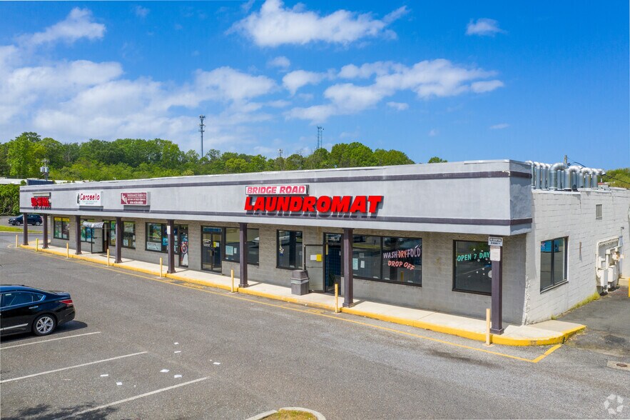 More Photos Of 835 E Clements Bridge Rd, Runnemede Storefront For Sale