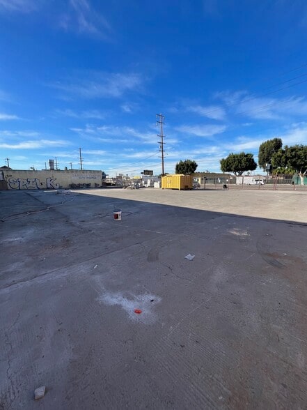 More Photos Of 14600 S Western Ave, Gardena Manufacturing For Lease