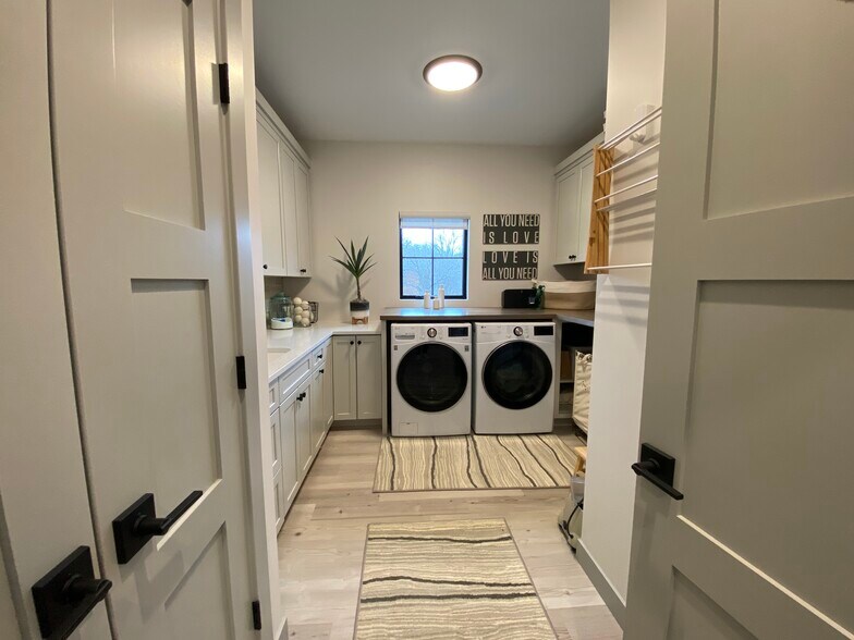 More Photos Of , Courtland Unknown For Sale