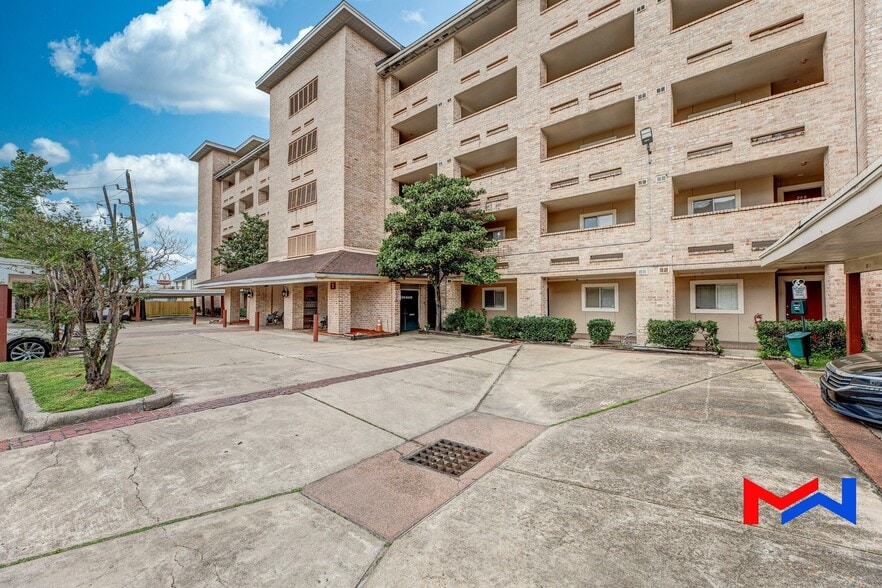 More Photos Of 2210 Dorrington St, Houston Multifamily For Sale