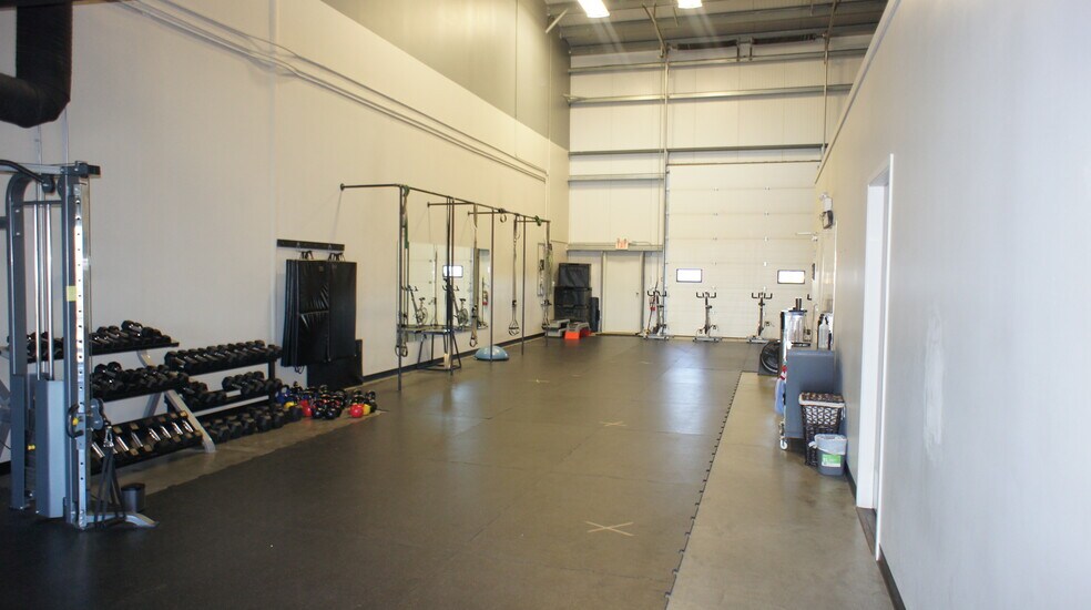 More Photos Of 280 Portage Clos, Sherwood Park Warehouse For Sale