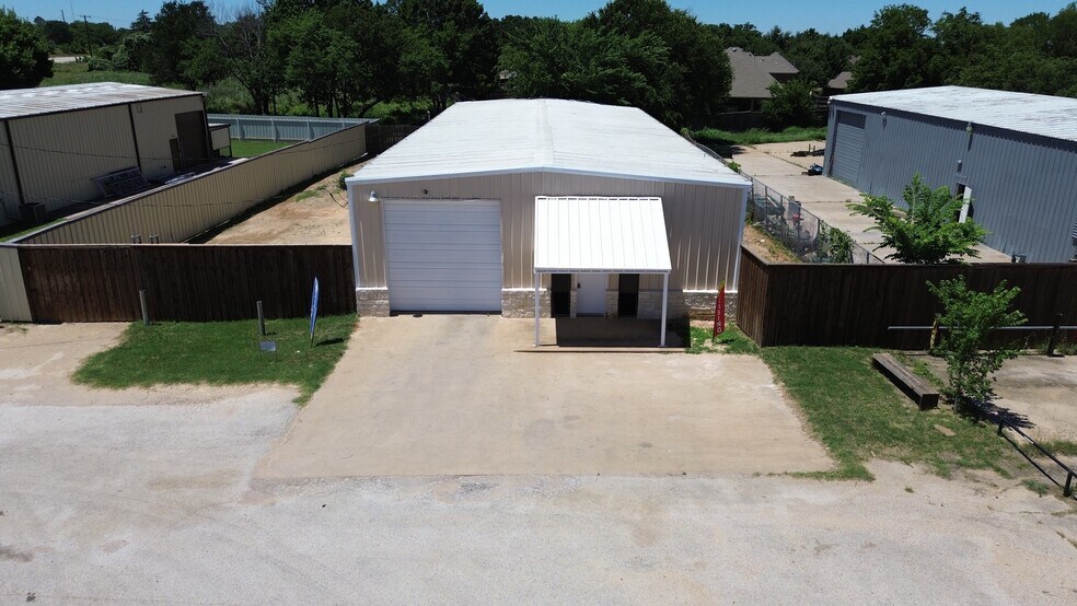 More Photos Of 4715 Turner Warnell Rd, Arlington Warehouse For Sale