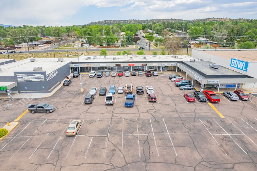 More Photos Of 1825-1865 North Circle Dr, Colorado Springs General Retail For Lease