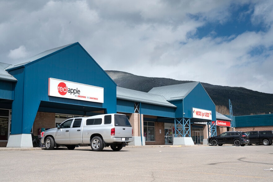 More Photos Of 11001 20 Av, Blairmore Freestanding For Sale