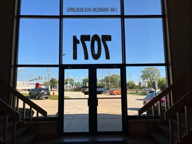 More Photos Of 7071 S 13th St, Oak Creek Office For Lease