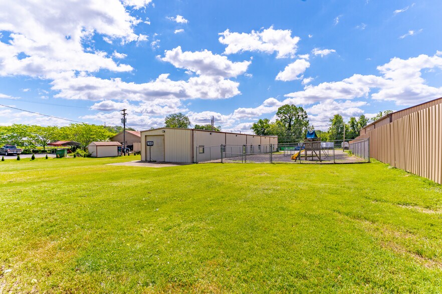 More Photos Of 1651 S Green St, Henderson Daycare Center For Sale