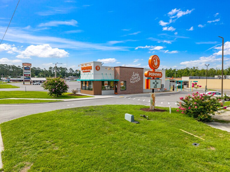 More Photos Of 801 W Base St, Madison Restaurant For Sale