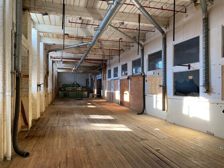 More Photos Of 99 Hartford Ave, Providence Warehouse For Sale