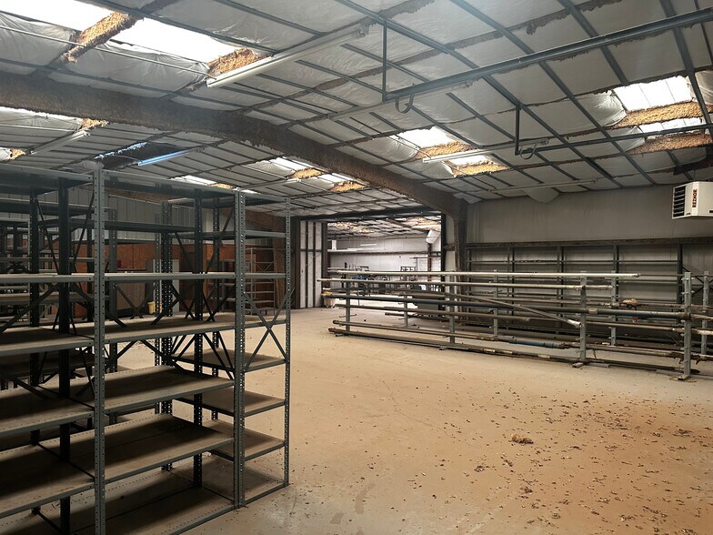 More Photos Of 601 Rex, Forsan Industrial For Sale