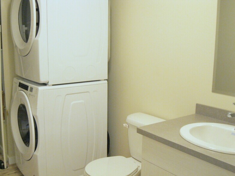 More Photos Of 106 Jespersen Ave, Spruce Grove Apartments For Sale