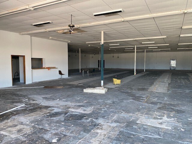 More Photos Of 2511 19th St, Hondo Unknown For Lease