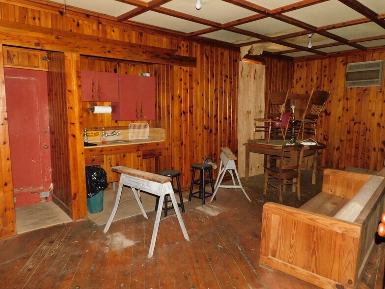 More Photos Of 530 Summit dr, South Boston Warehouse For Sale