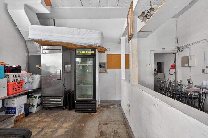 More Photos Of 800 S US 301, Sumterville Restaurant For Sale