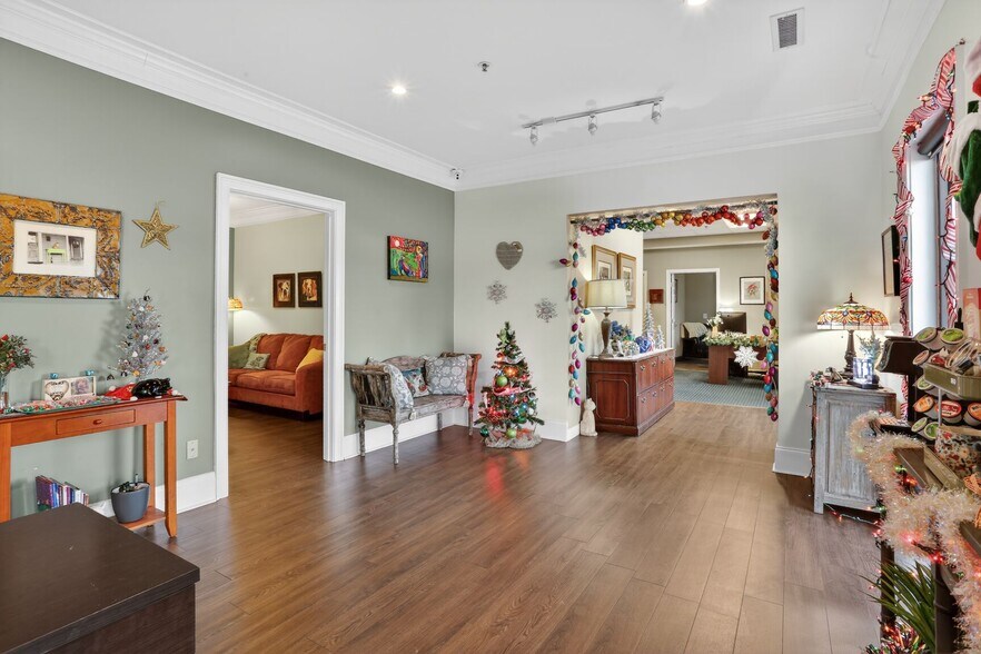 More Photos Of 1595 Access Rd, Covington Storefront For Sale