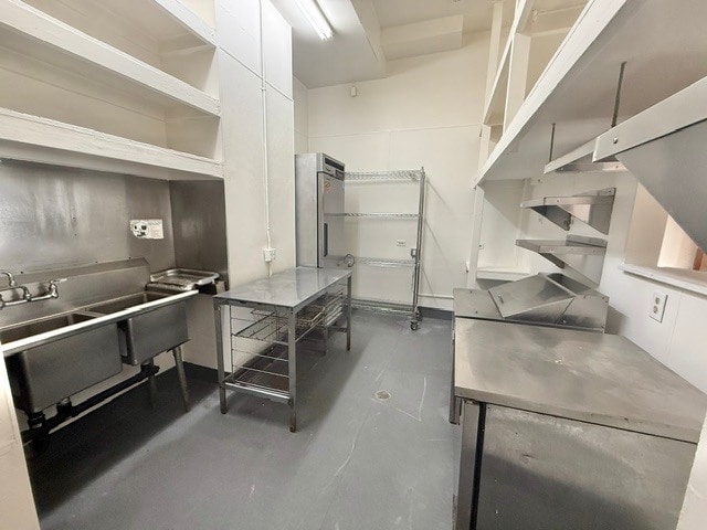 More Photos Of 3489 16th St, San Francisco Storefront Retail Residential For Lease