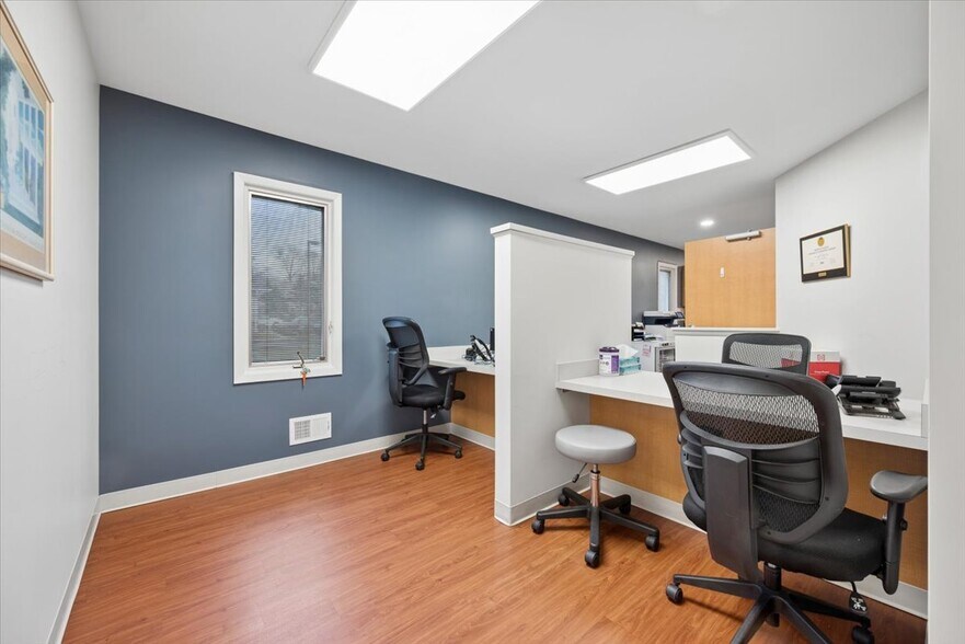 More Photos Of 762 US HIGHWAY 202/206, Bridgewater Medical For Lease