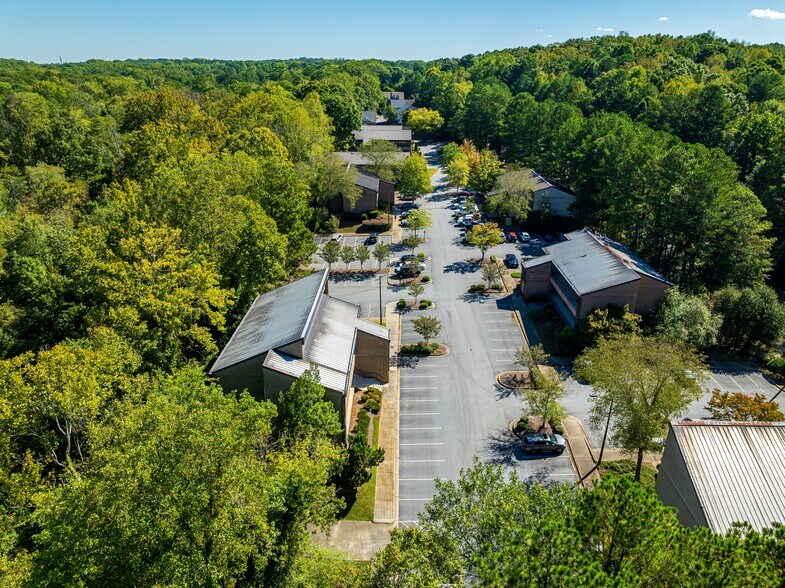 More Photos Of 3066 Mercer University Dr, Chamblee Office For Sale