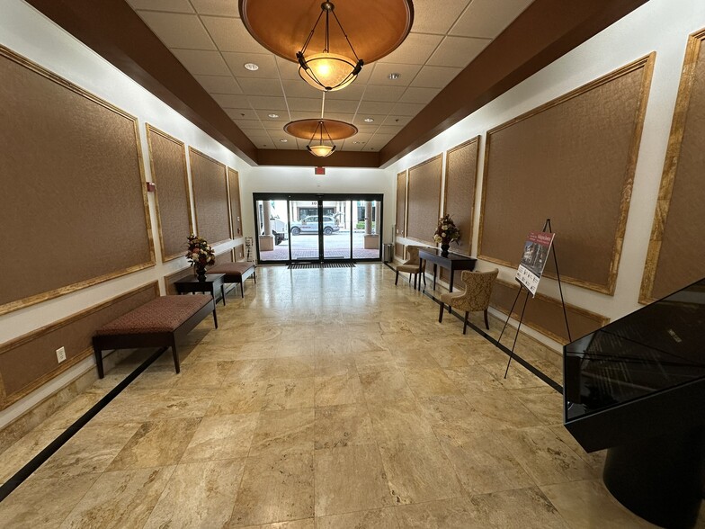 More Photos Of 1035-1049 State Road 7, Wellington Medical For Lease