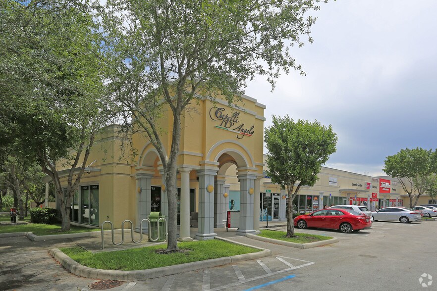 More Photos Of 4001-4089 SW 152nd Ave, Miami General Retail For Lease