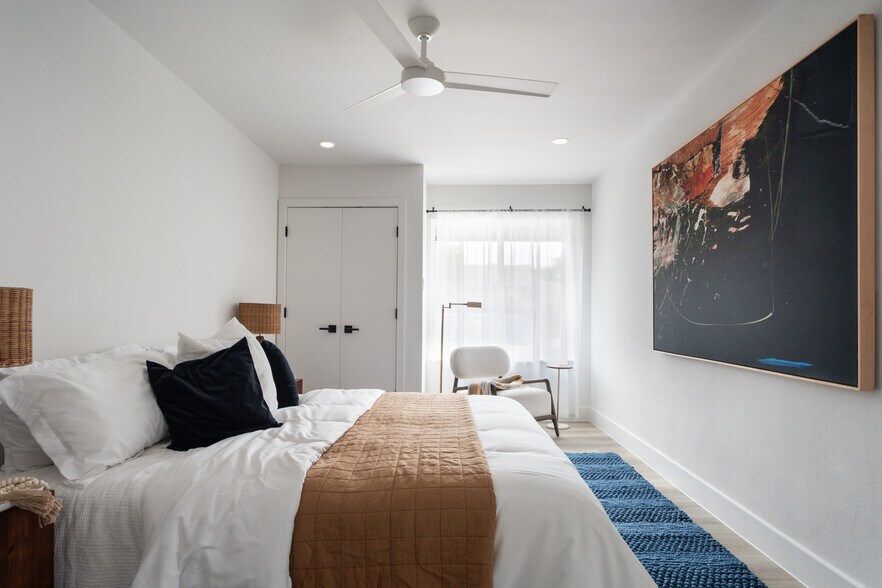 More Photos Of 1905 Albury Cv, Austin Specialty For Sale