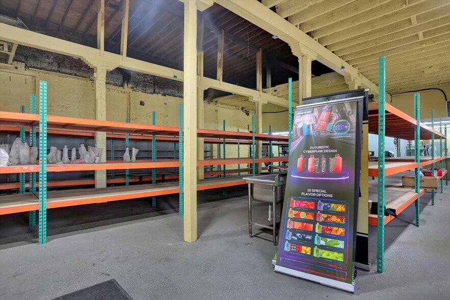 More Photos Of 701 Bingaman St, Reading Industrial For Sale