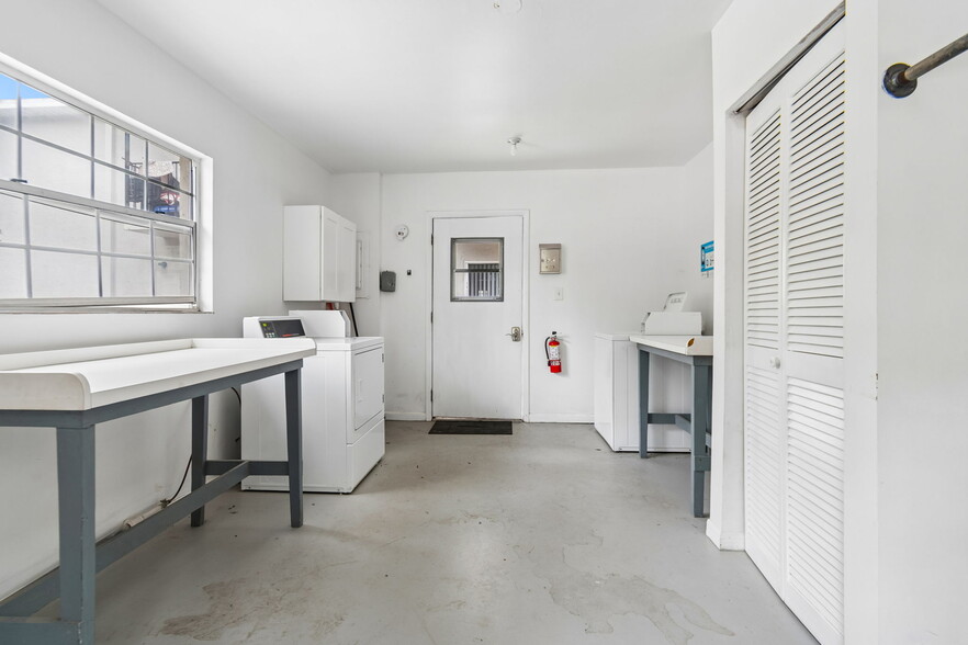 More Photos Of 4209 1/2 W North a St, Tampa Apartments For Sale