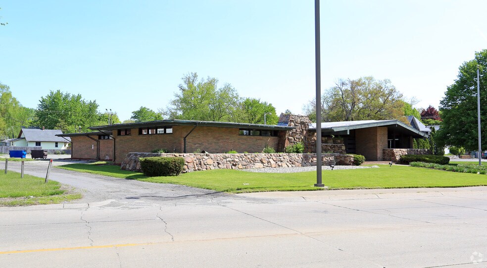 Primary Photo Of 1433 Northside Blvd, South Bend Office For Sale