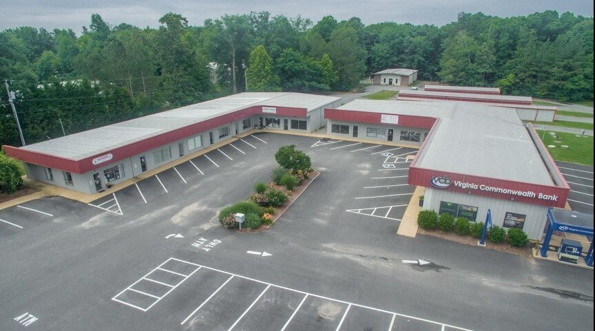 More Photos Of 10880 General Puller Hwy, Hartfield Unknown For Lease