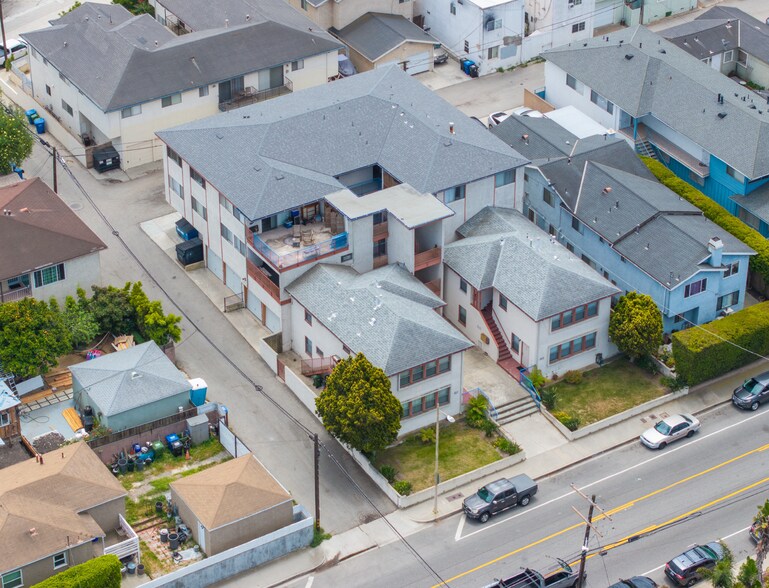 More Photos Of 823-831 W 25th St, San Pedro Apartments For Sale