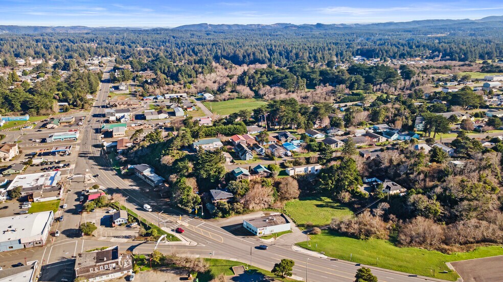More Photos Of 240 Hwy 101, Bandon Freestanding For Sale