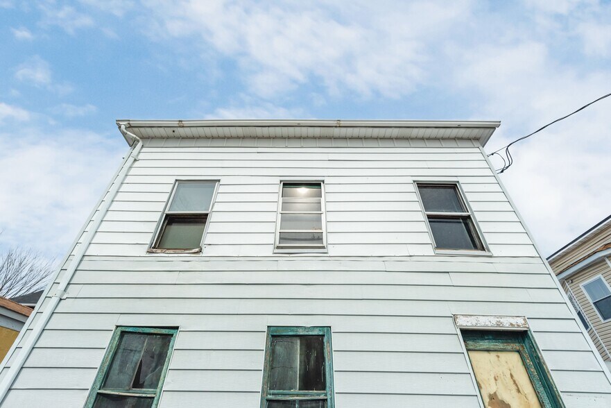 More Photos Of , Peekskill General Retail For Sale