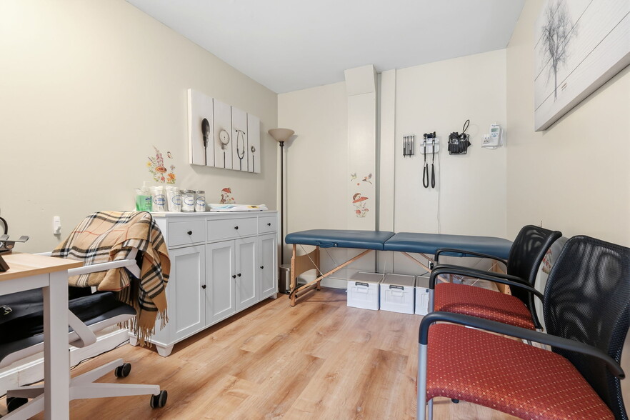 More Photos Of 58 Central St, Ipswich Storefront Retail Residential For Sale