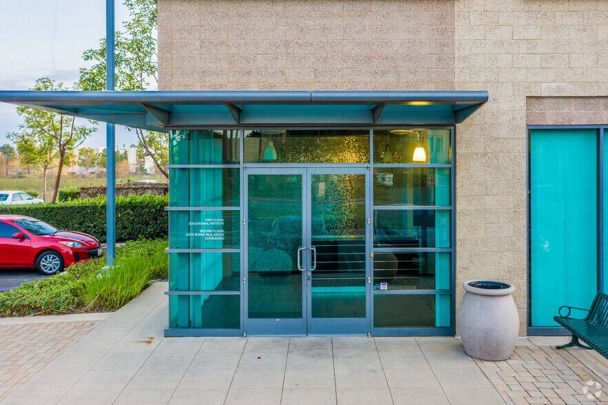 More Photos Of 9140 Irvine Center Dr, Irvine Office For Lease