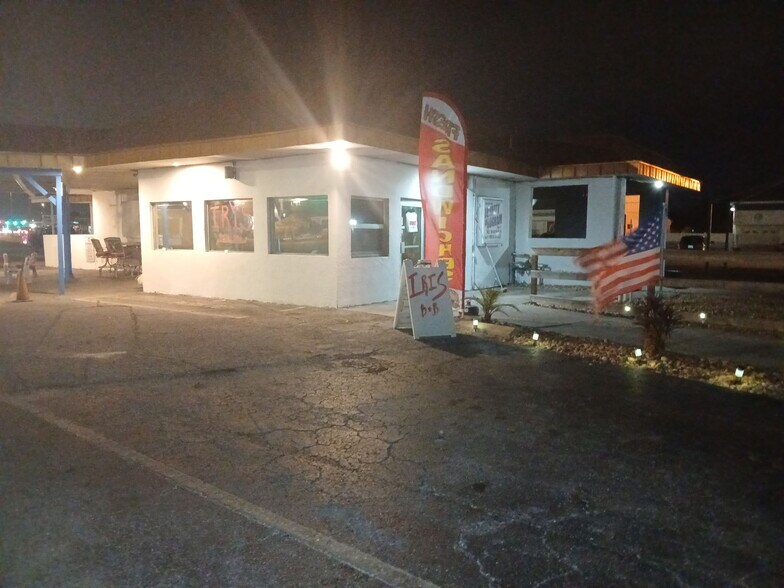 More Photos Of 4732 Tamiami Trl, Port Charlotte General Retail For Sale