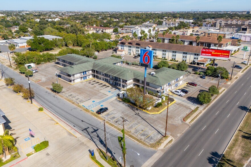 More Photos Of 700 W Expressway 83, McAllen Hotel For Sale