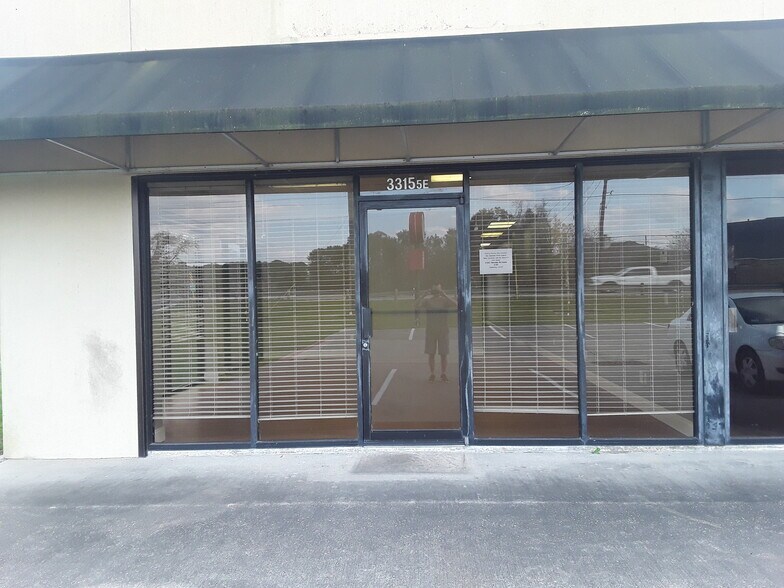 More Photos Of 3315 Spring Cypress Rd, Spring Unknown For Lease