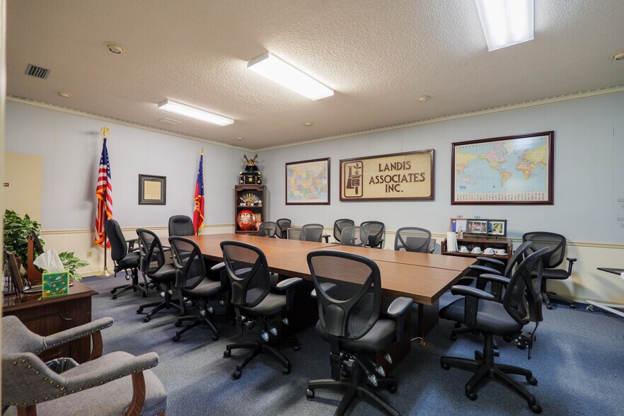 More Photos Of 3185 Madison Hwy, Valdosta Office For Sale