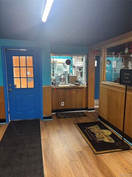 More Photos Of 4492 Richfield Rd, Flint Restaurant For Sale