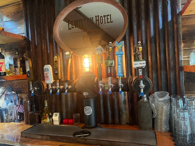 More Photos Of 125 Deadwood Rd, Lewiston Restaurant For Sale