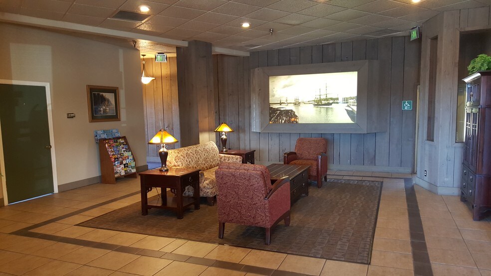 More Photos Of 2475 US-101 Hwy, Florence Hotel For Sale