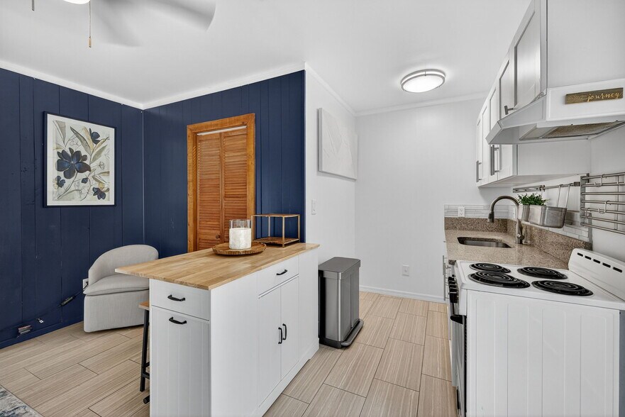 More Photos Of 1317 NE 1st Ave, Fort Lauderdale Multifamily For Sale