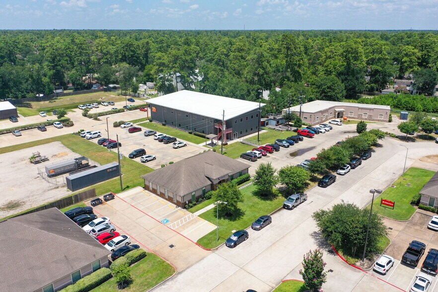 More Photos Of 13715 Office Park Dr, Houston Office For Sale